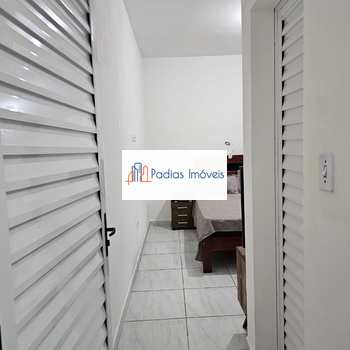 Casa em Mongaguá, bairro Agenor de Campos