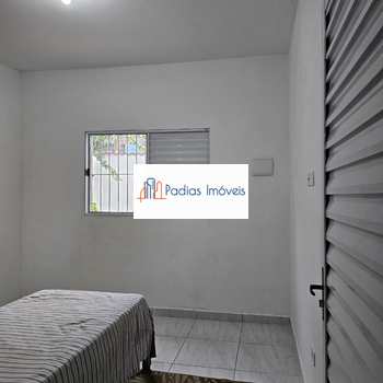 Casa em Mongaguá, bairro Agenor de Campos
