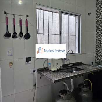Casa em Mongaguá, bairro Agenor de Campos
