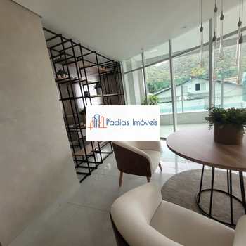 Apartamento em Mongaguá, bairro Centro