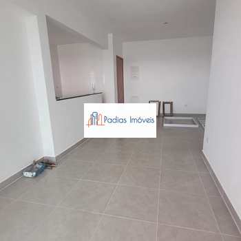 Apartamento em Mongaguá, bairro Centro