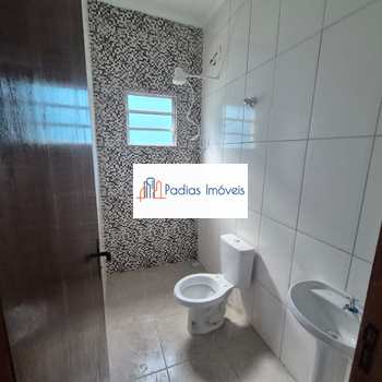 Casa em Mongaguá, bairro Itaóca