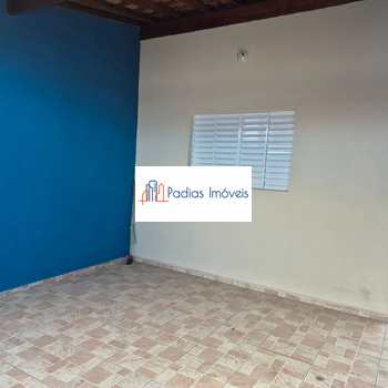 Casa em Mongaguá, bairro Itaóca