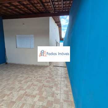 Casa em Mongaguá, bairro Itaóca