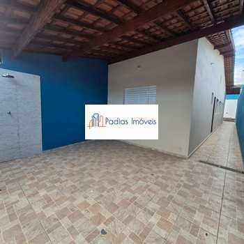 Casa em Mongaguá, bairro Itaóca