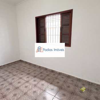 Casa em Mongaguá, bairro Vera Cruz