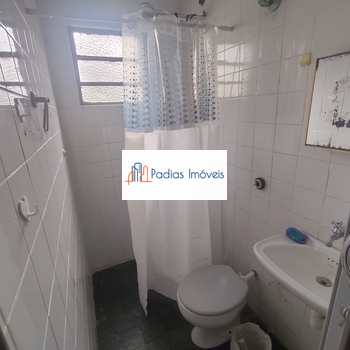 Casa em Mongaguá, bairro Centro