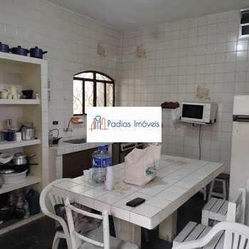 Casa em Mongaguá, bairro Centro