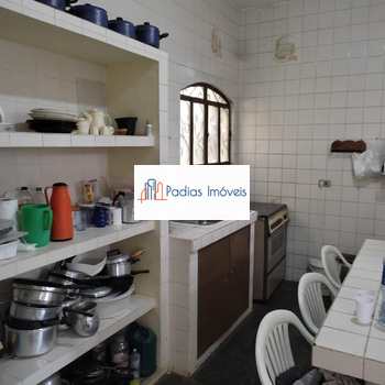 Casa em Mongaguá, bairro Centro
