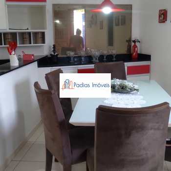 Casa em Mongaguá, bairro Agenor de Campos