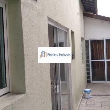 Casa em Mongaguá, bairro Agenor de Campos