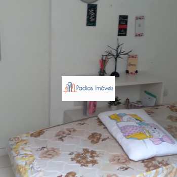 Casa em Mongaguá, bairro Agenor de Campos