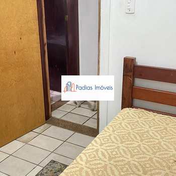 Casa em Mongaguá, bairro Agenor de Campos