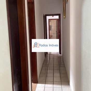 Casa em Mongaguá, bairro Agenor de Campos