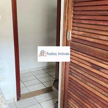 Casa em Mongaguá, bairro Agenor de Campos