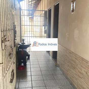 Casa em Mongaguá, bairro Agenor de Campos