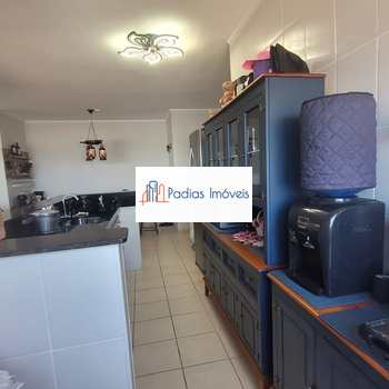 Apartamento em Mongaguá, bairro Balneário Plataforma