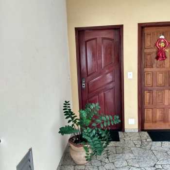 Apartamento em Limeira, bairro Vila Independência