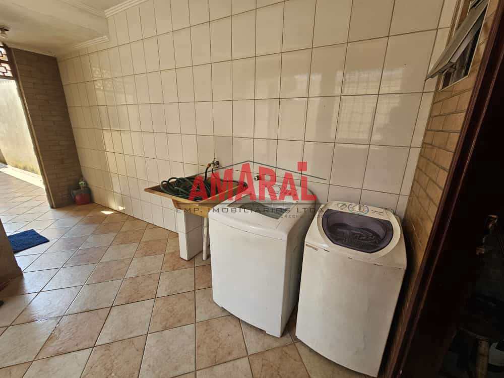 Casa em São Paulo, no bairro Cidade Satélite Santa Bárbara