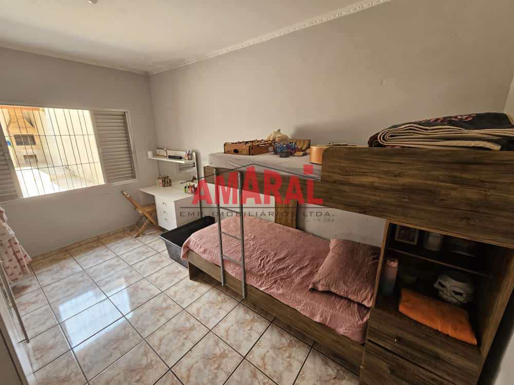 Casa em São Paulo, no bairro Cidade Satélite Santa Bárbara