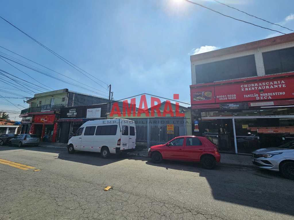 Casa em São Paulo, no bairro Cidade Satélite Santa Bárbara