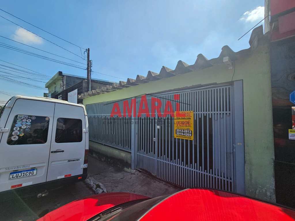 Casa em São Paulo, no bairro Cidade Satélite Santa Bárbara