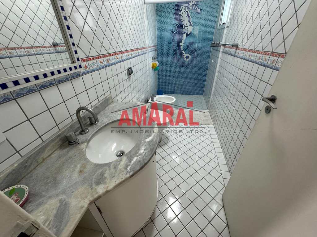 Sobrado em São Paulo, no bairro Jardim Nossa Senhora do Carmo