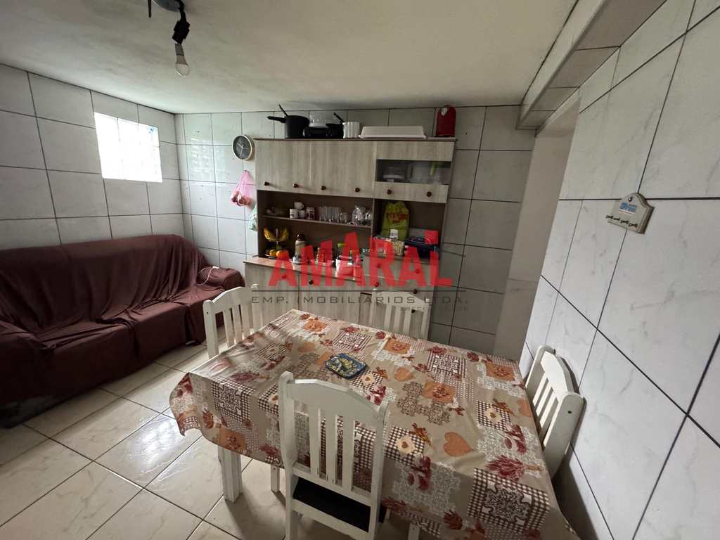 Sobrado em São Paulo, no bairro Cidade Satélite Santa Bárbara