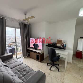Apartamento em São Paulo, bairro Jardim Três Marias