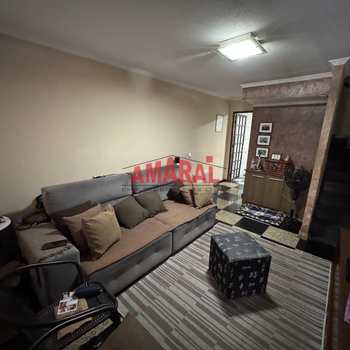 Sobrado em São Paulo, bairro Cidade Satélite Santa Bárbara