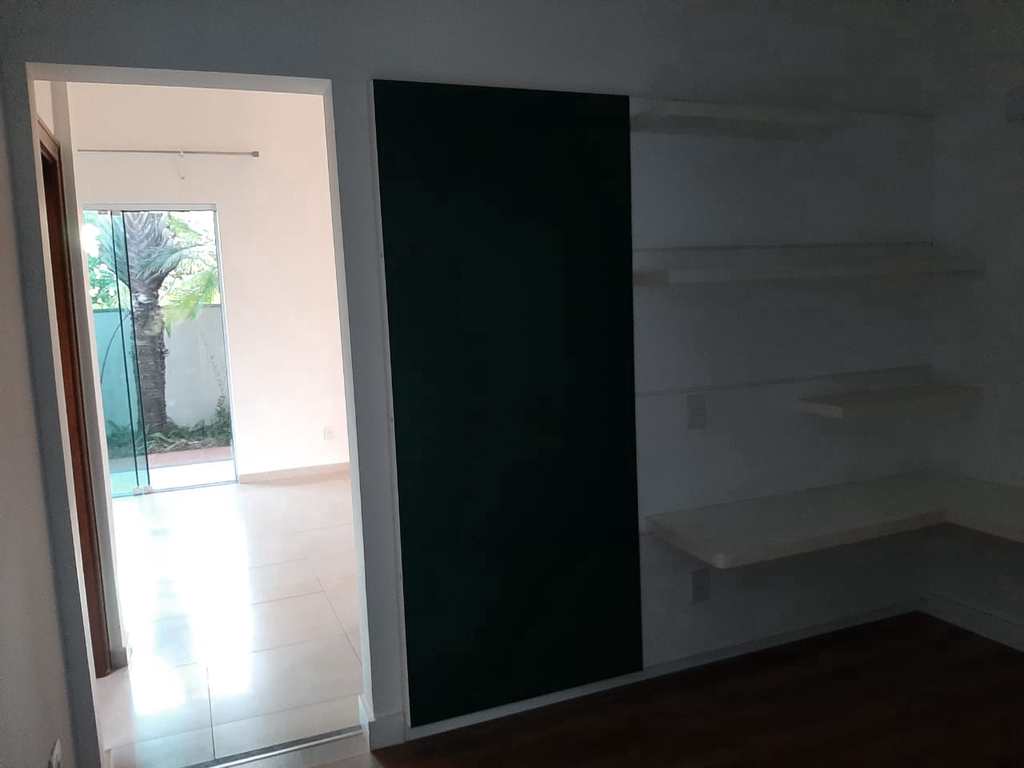 Casa de Condomínio em Ribeirão Preto, no bairro Nova Aliança
