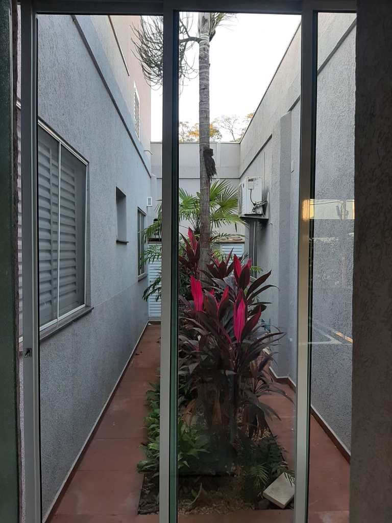 Casa de Condomínio em Ribeirão Preto, no bairro Nova Aliança