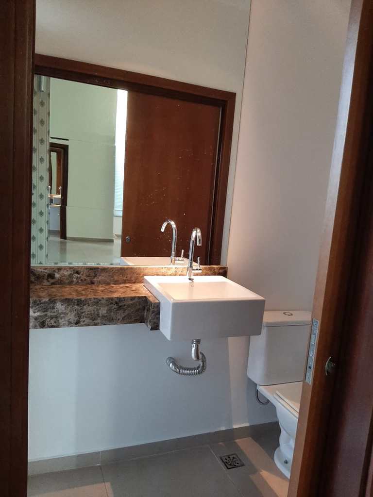 Casa de Condomínio em Ribeirão Preto, no bairro Nova Aliança