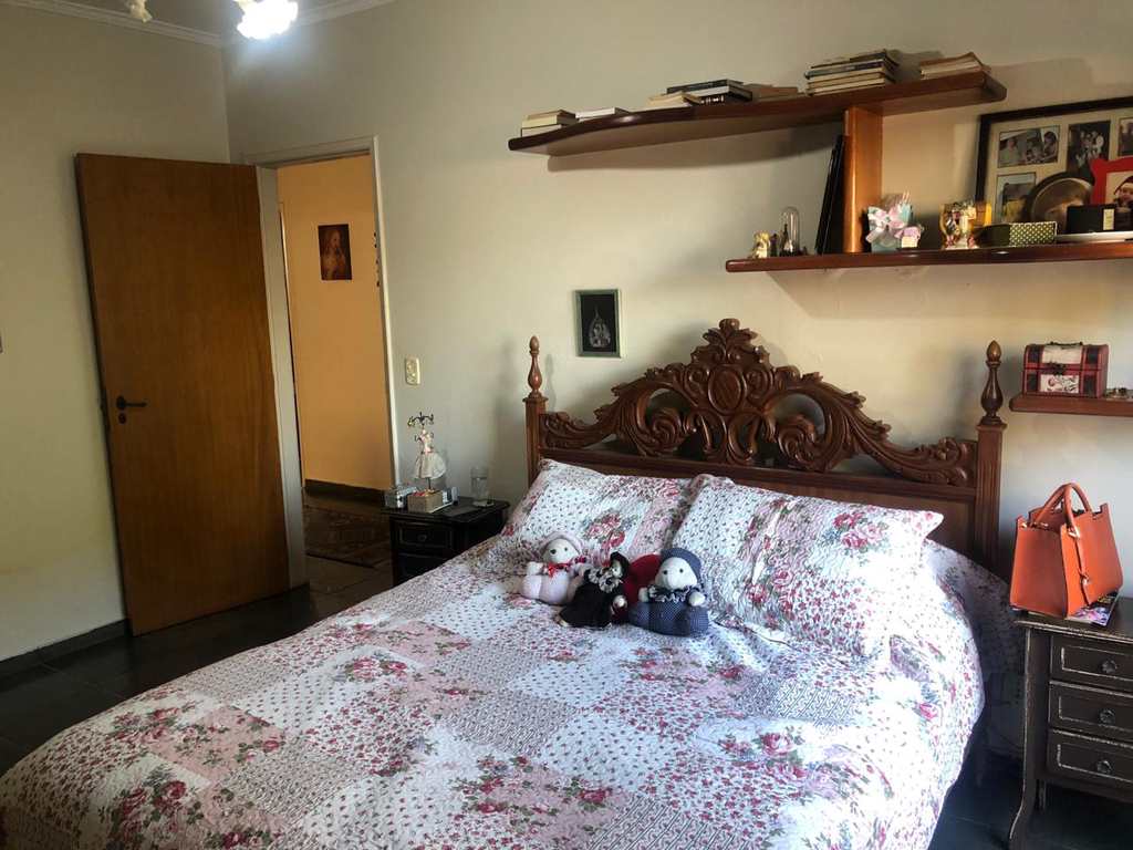 Casa em Ribeirão Preto, no bairro Jardim São Luiz