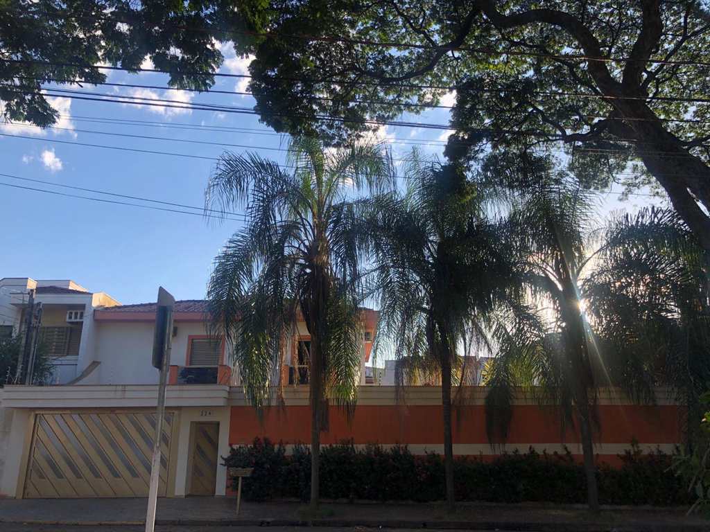 Casa em Ribeirão Preto, no bairro Jardim São Luiz