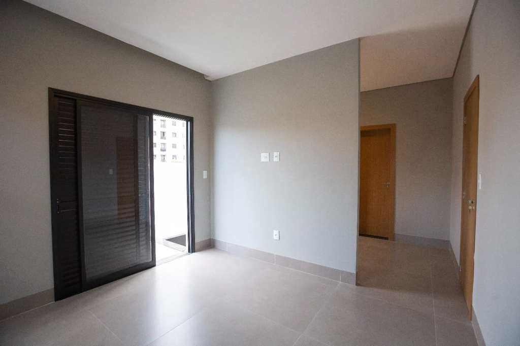 Casa de Condomínio em Ribeirão Preto, no bairro Quintas de São José