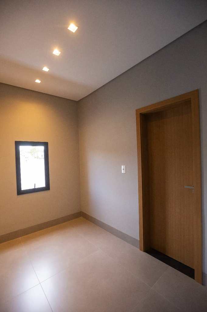 Casa de Condomínio em Ribeirão Preto, no bairro Quintas de São José