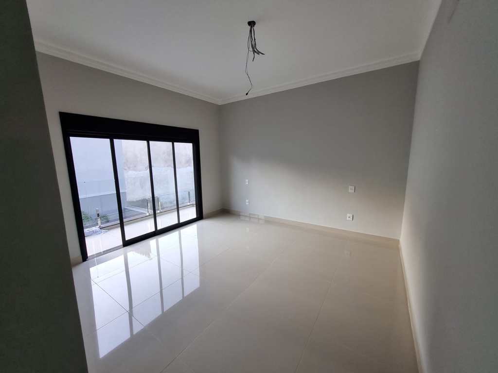 Casa de Condomínio em Ribeirão Preto, no bairro Bonfim Paulista