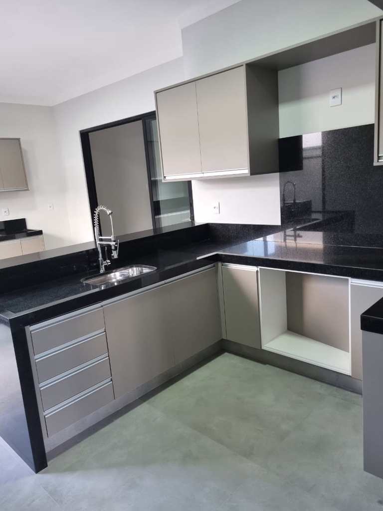 Casa de Condomínio em Ribeirão Preto, no bairro Bonfim Paulista