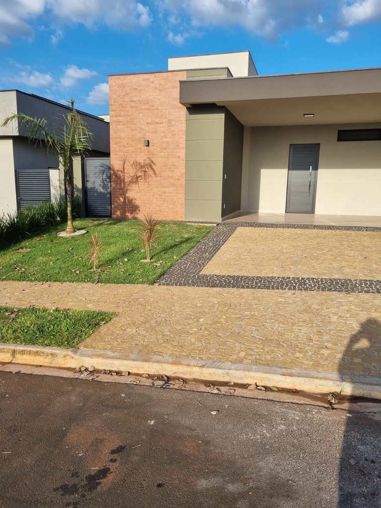 Casa de Condomínio em Ribeirão Preto, no bairro Bonfim Paulista