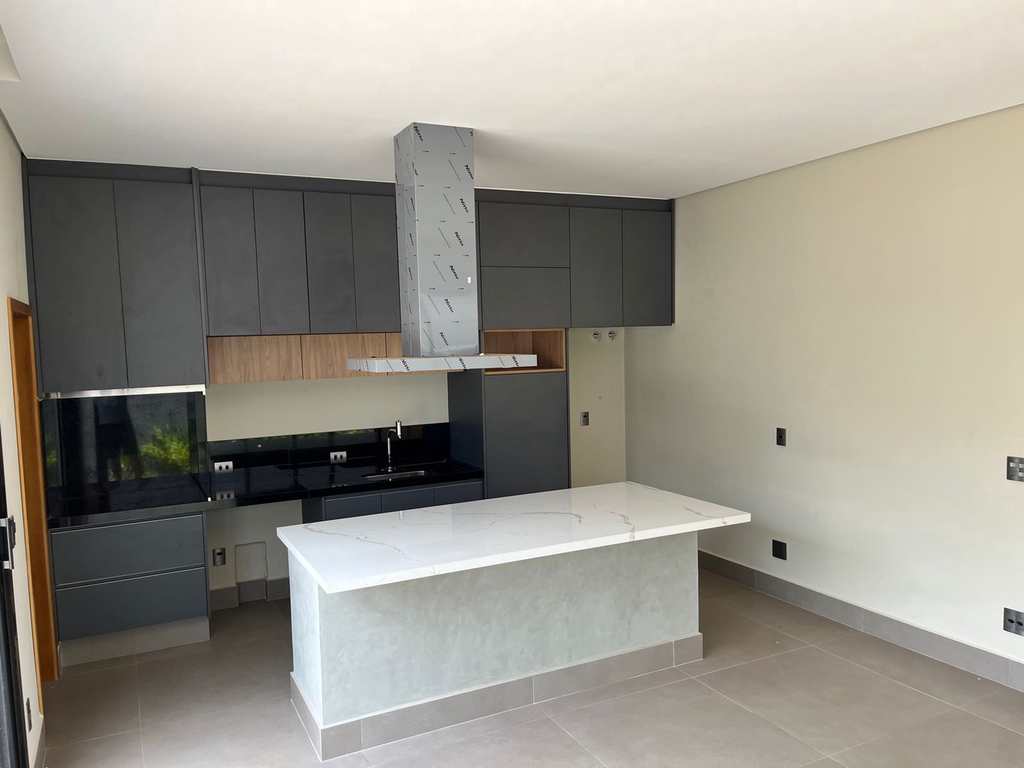 Casa de Condomínio em Ribeirão Preto, no bairro Quintas de São José