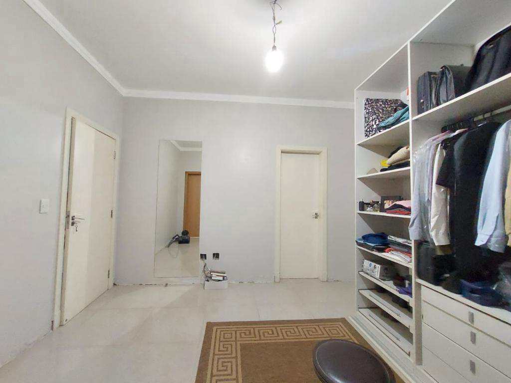 Sobrado de Condomínio em Ribeirão Preto, no bairro Jardim Saint Gerard