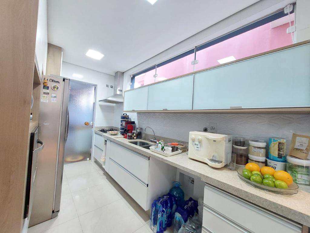 Sobrado de Condomínio em Ribeirão Preto, no bairro Jardim Saint Gerard