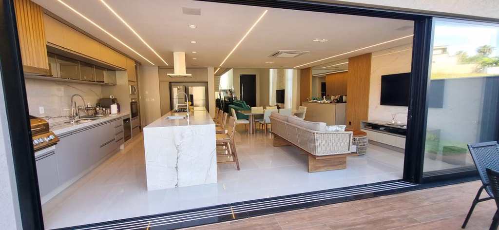 Casa de Condomínio em Ribeirão Preto, no bairro Residencial E Empresarial Alphaville