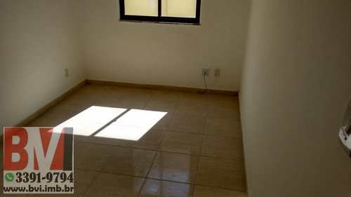 Apartamento, código 689 em Rio de Janeiro, bairro Parada de Lucas