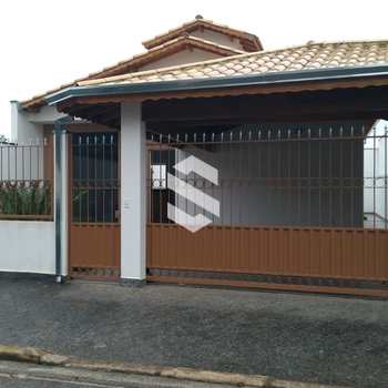 Casa em Guararema, bairro Itapema