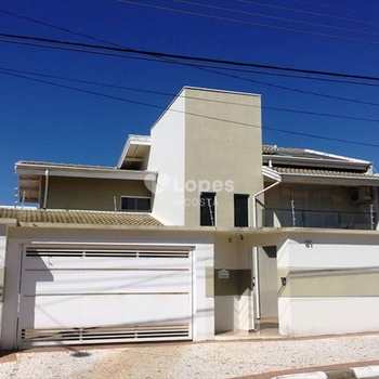 Casa em Paulínia, bairro Jardim América