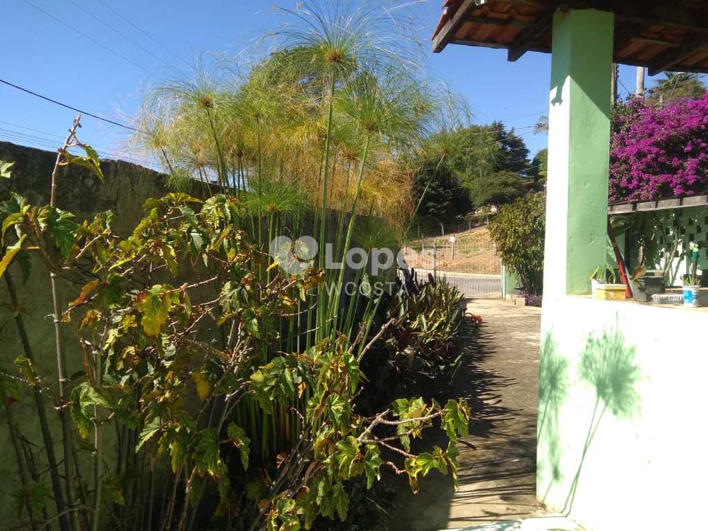 Casa em Serra Negra, no bairro das Posses