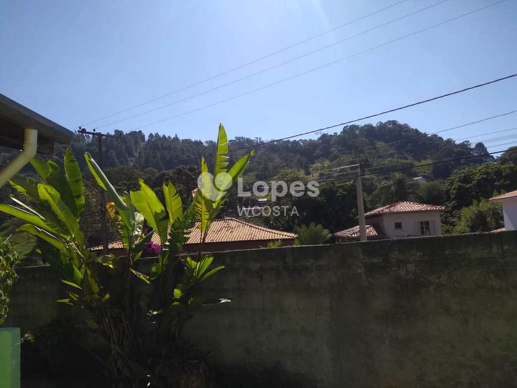 Casa em Serra Negra, no bairro das Posses