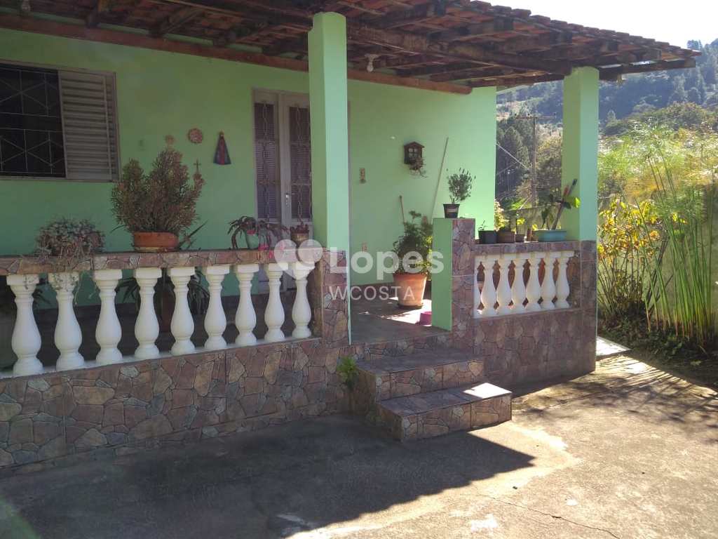 Casa em Serra Negra, no bairro das Posses